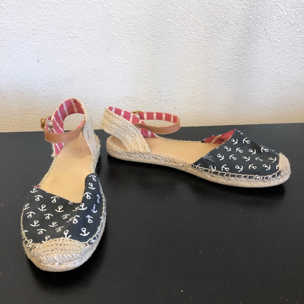 Sperry Topsider Boat Anchors and Stripes Sandals